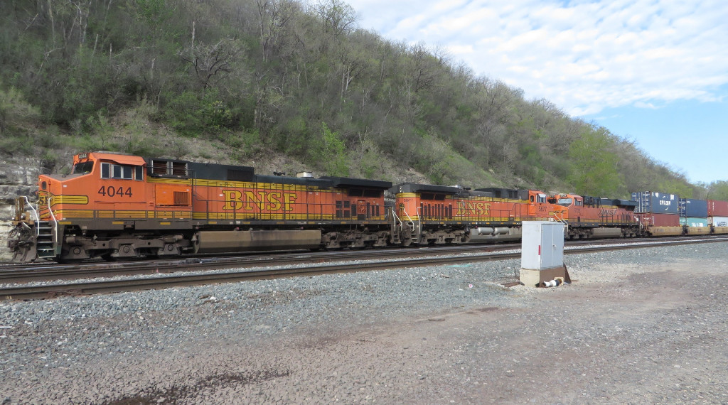 BNSF 4044 West